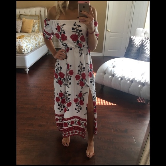 🌹”FRANCESCA” OFF THE SHOULDER MAXI DRESS🌹 - Picture 3 of 3